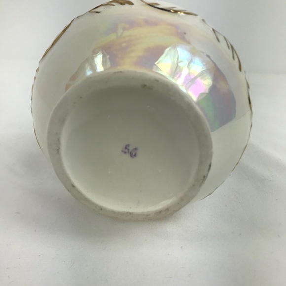 Vintage Cream Lusterware Capodemonte Pitcher - Picture 4 of 8